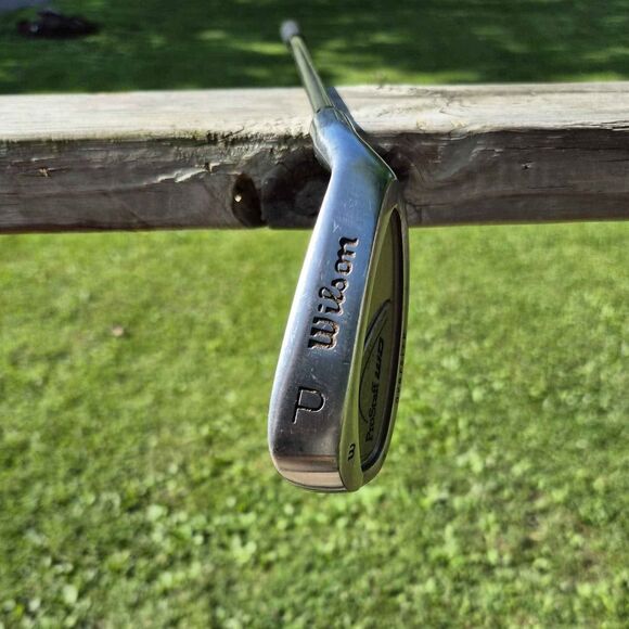 Wilson Pro Staff WD Oversize Women’s Pitching Wedge Graphite Flex - RH - 34.5" - Picture 1 of 5